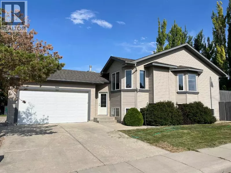 234 Chilcotin Road W, Lethbridge, AB T1K7T2