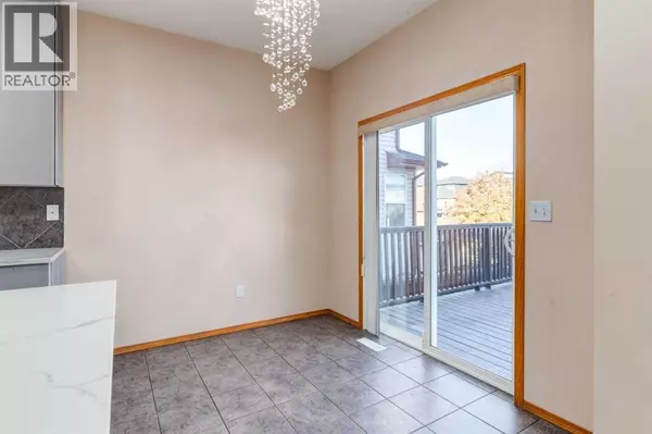 Airdrie, AB T4B3L1,756 Luxstone Landing SW