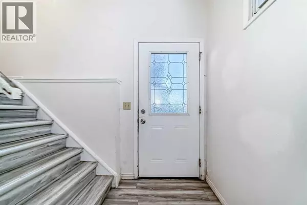 Calgary, AB T3J3A2,11 Falsby Way NE