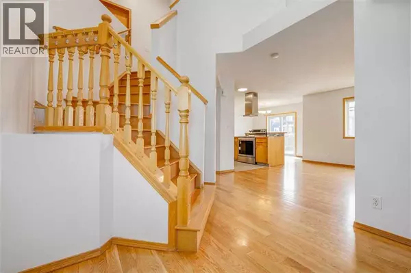 Calgary, AB T3J4M4,6013 Saddlehorn Drive NE