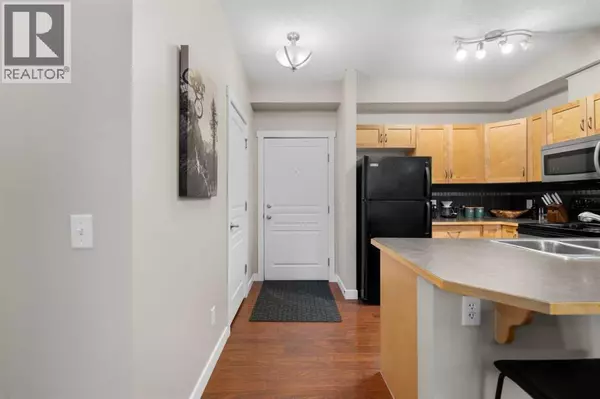 Calgary, AB T3H0K1,1111, 211 Aspen Stone Boulevard SW