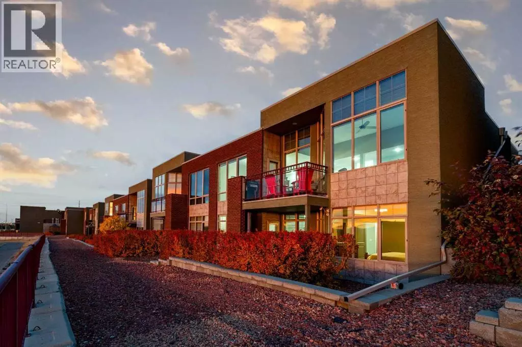 Medicine Hat, AB T1C2B5,30 Palisades Mews NE