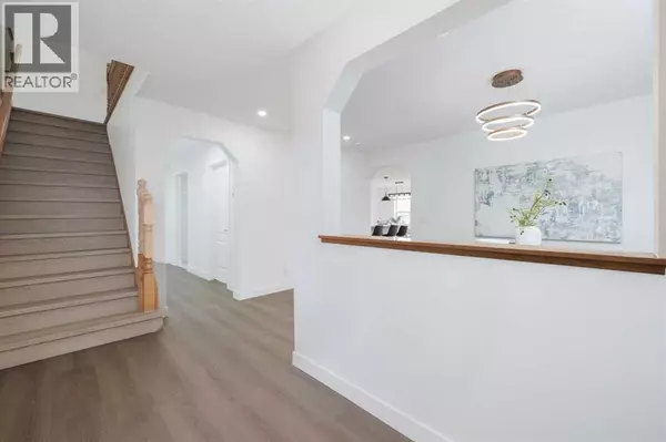 Airdrie, AB T4B0B9,208 Coopers Hill SW