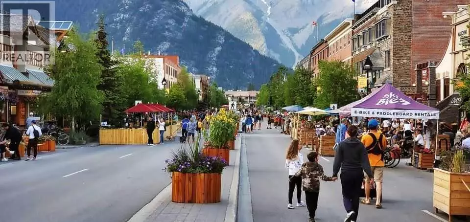 Banff, AB T1L1H1,211 Banff Avenue