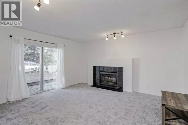 Calgary, AB T2Y2B7,8 Millbank Road SW