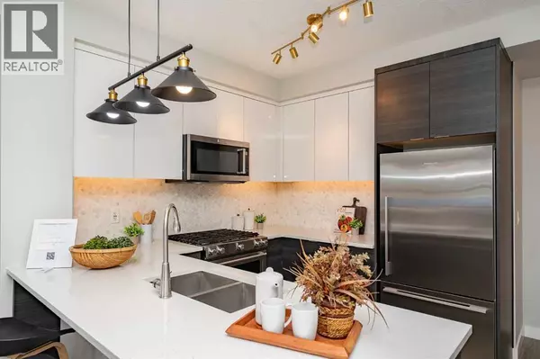 Calgary, AB T3E8A9,3122, 95 Burma Star Road SW