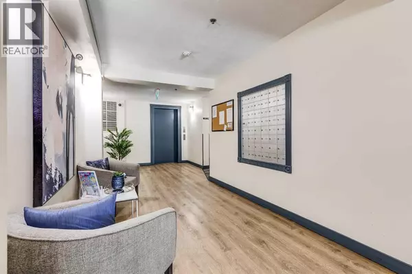 Calgary, AB T2G3V3,210, 1415 17 Street SE