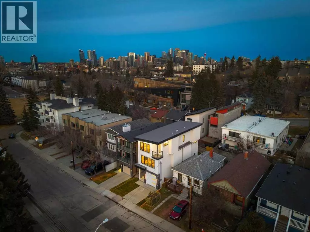 Calgary, AB T2T4L9,2518 16B Street SW