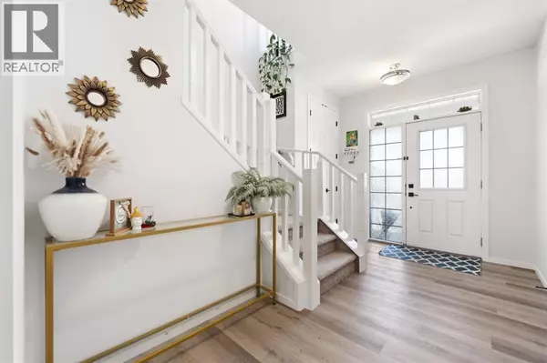 Airdrie, AB T4B5H5,633 Windrow Manor SW