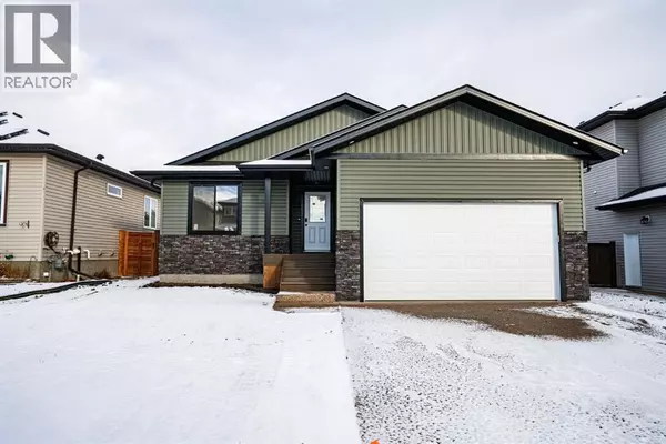 7512 37A Avenue, Camrose, AB T4V5B8