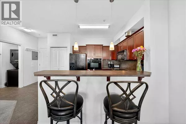 Calgary, AB T3H5Z5,253, 26 Val Gardena View SW