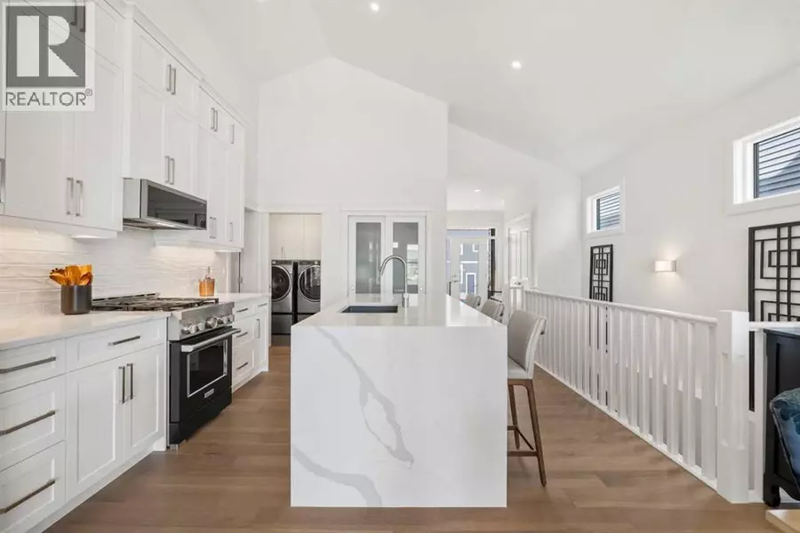 218 Mitchell Heath NW, Calgary, AB T3R2G2