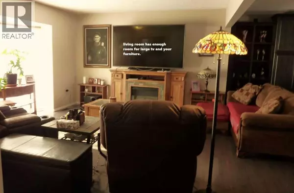 Red Deer, AB T4N2W1,3828 Eastwood Crescent