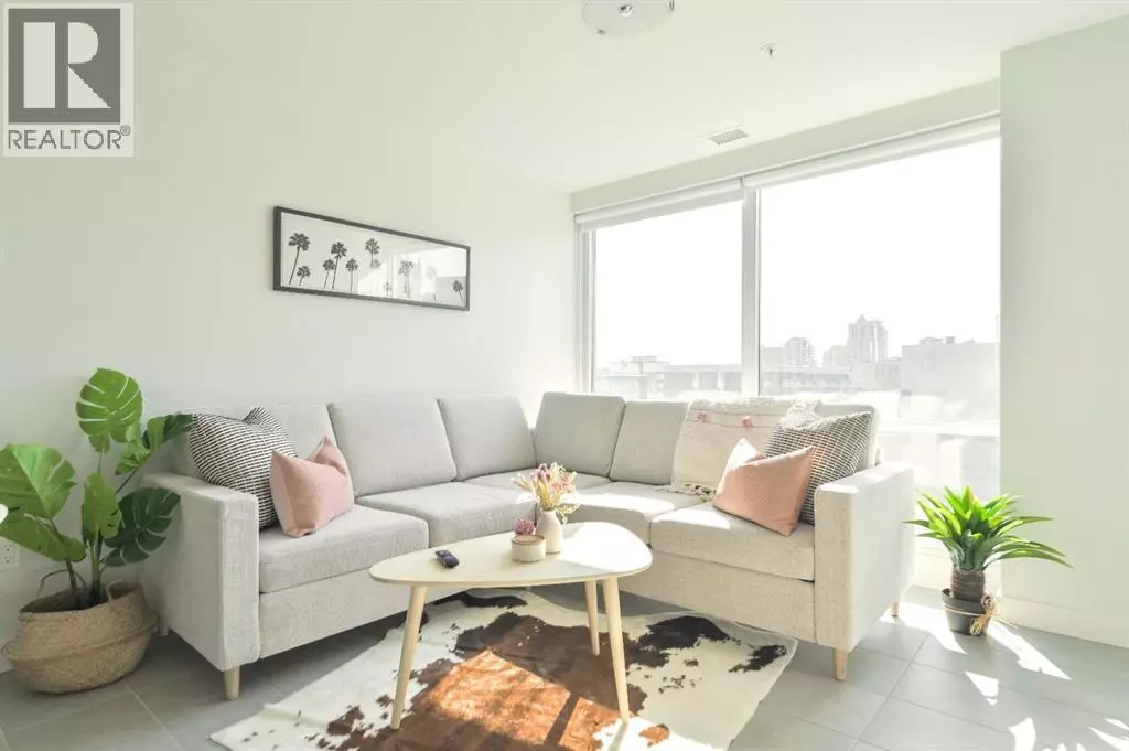 Calgary, AB T2R0Y9,801, 303 13 Avenue SW