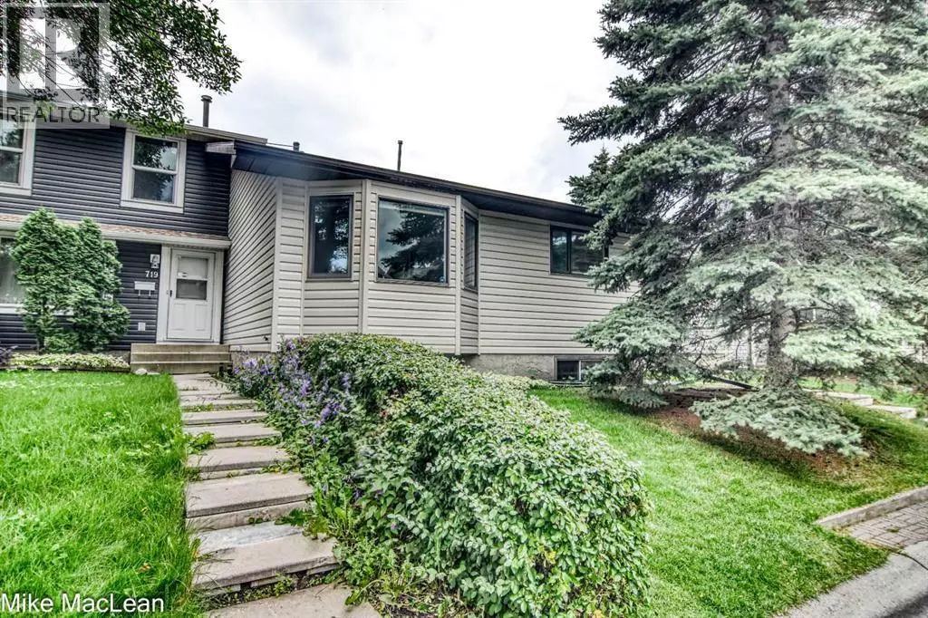 Calgary, AB T1Y3E6,723 Whitehill Way NE