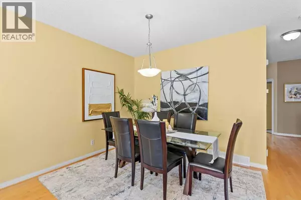 Calgary, AB T3A6H1,147 Hampstead Green NW