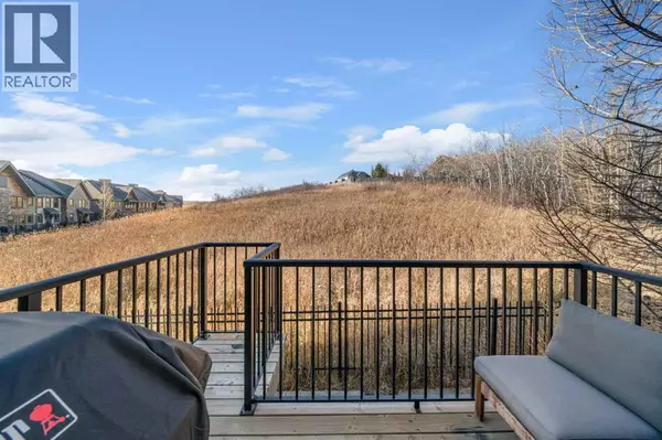 Calgary, AB T3H0X3,444 Ascot Circle SW