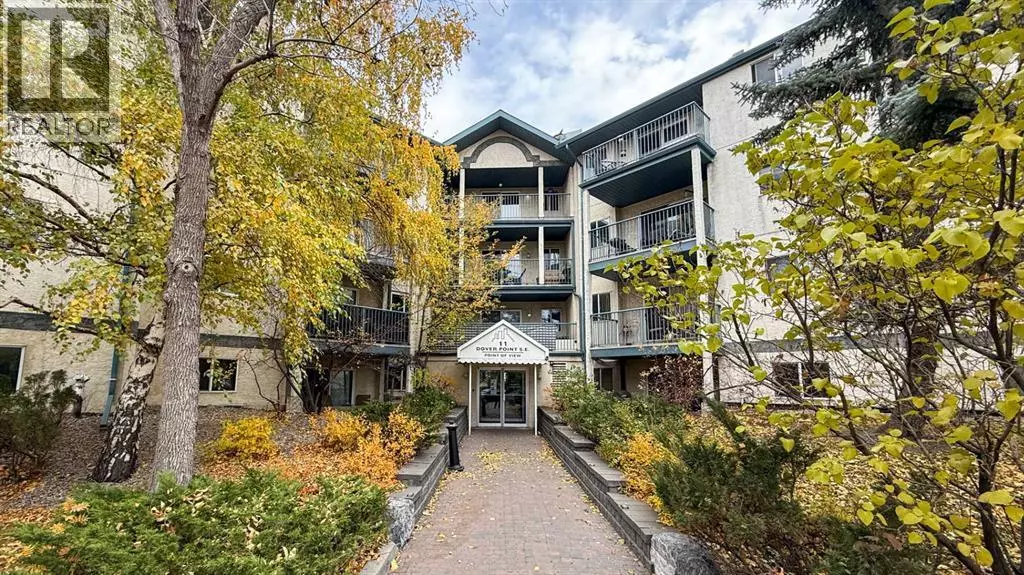 Calgary, AB T2B3J8,406, 11 Dover Point SE