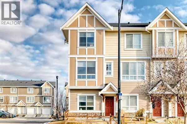 986 Sherwood Boulevard NW, Calgary, AB T3R0V3