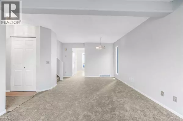 Calgary, AB T3J3E4,103 Taradale Drive NE