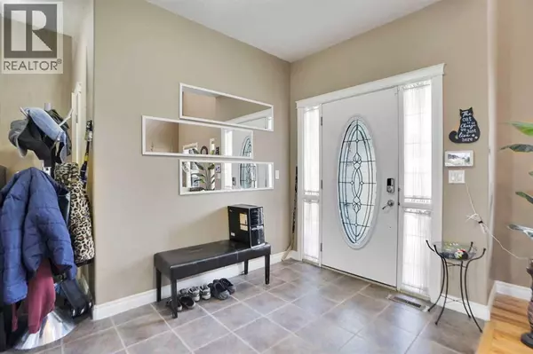 Airdrie, AB t4b3k4,1065 Channelside Drive SW