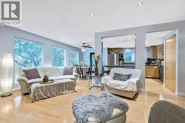 Calgary, AB T3A1N6,5279 Dalcroft Crescent NW