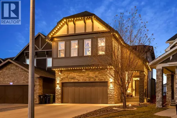 163 Cranarch Landing SE, Calgary, AB T3M0Z6