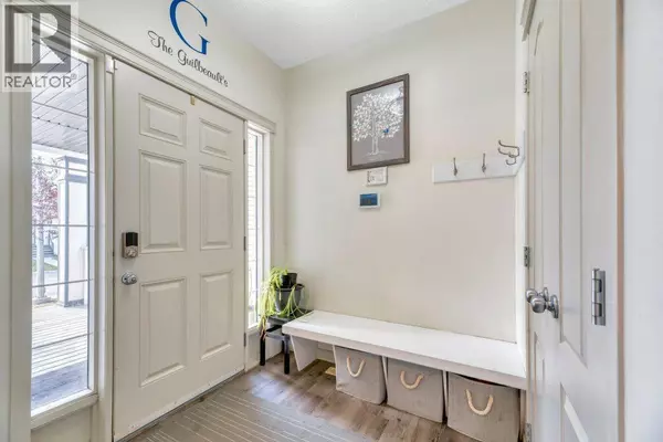 Calgary, AB T2Z0X3,32 Copperpond Heights SE