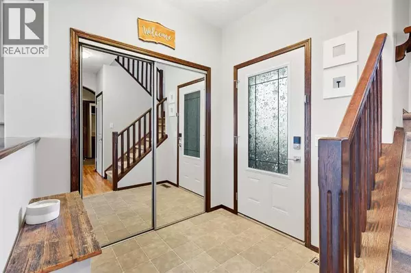 Cochrane, AB T4C0B2,155 Sunset Close