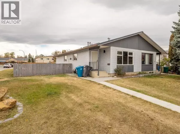 Lethbridge, AB T1K5H5,2 Cayuga Crescent W