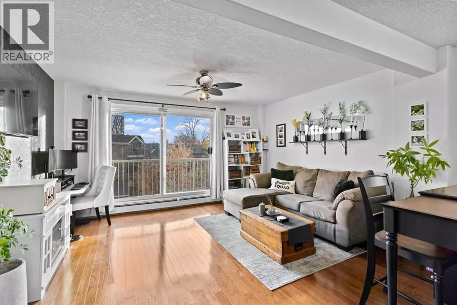 403, 525 22 Avenue SW, Calgary, AB T2S0H5