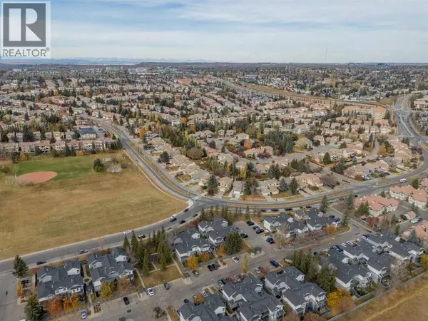 Calgary, AB T3H2Y4,502 Signal Hill Green SW