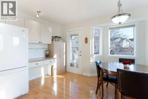 Airdrie, AB T4B2L8,214 Canals Boulevard SW