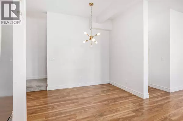 Calgary, AB T3M3A7,4341 Seton Drive SE