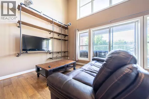 Calgary, AB T2T1G5,102, 1505 27 Avenue SW