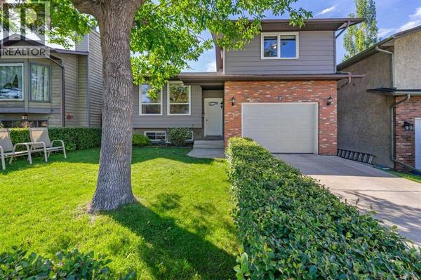 7 Bernard Court NW, Calgary, AB T3K2B3