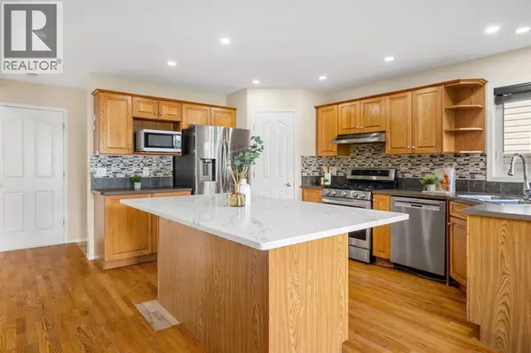 Calgary, AB T3G4Y1,825 Citadel Way NW