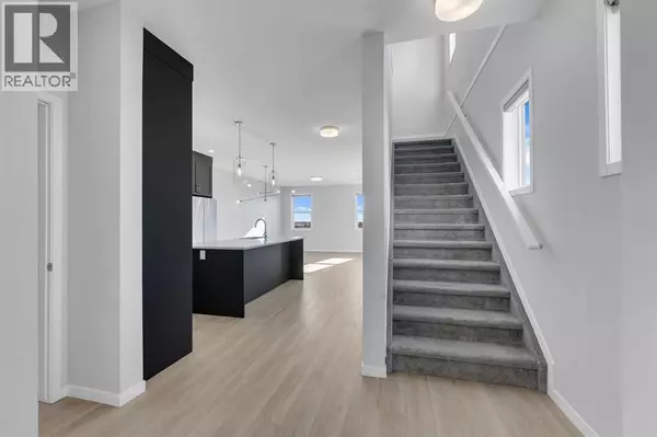 Airdrie, AB T4B5M7,800 South Point Heath SW