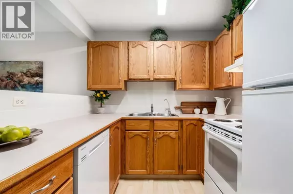 Calgary, AB T2Y3E8,12 Millrise Green SW