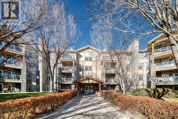 1113, 1113 Lake Fraser Court SE, Calgary, AB T2J7G4