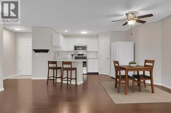 Calgary, AB T3H5R2,2107, 7451 Springbank Boulevard SW