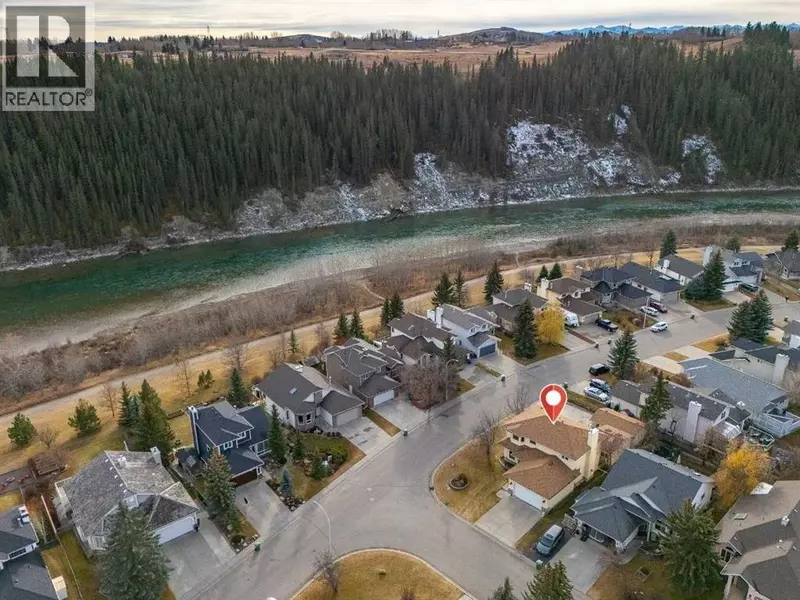 301 Riverview Green, Cochrane, AB T4C1K5