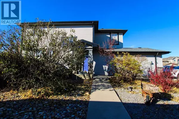 Lethbridge, AB T1J4C5,701 Silkstone Close W