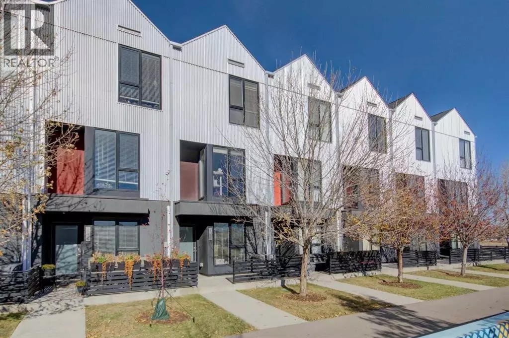 Calgary, AB T3B6E8,7018 34 Avenue NW