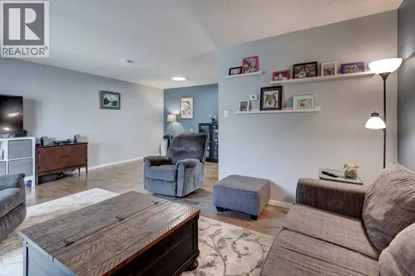 Calgary, AB T2H1N6,17, 210 86 Avenue SE