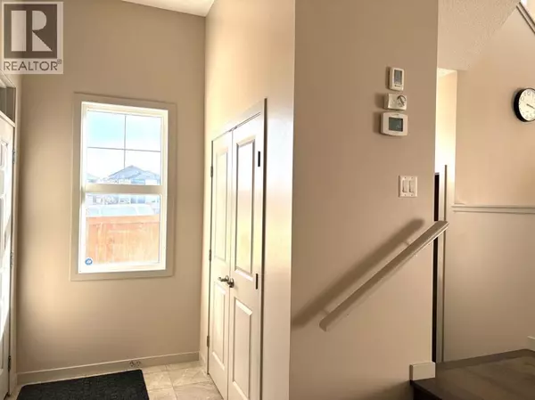 Calgary, AB T3P0P9,66 Evanscrest Terrace NW