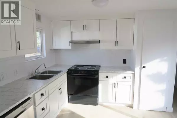 Strathmore, AB T1P1E2,817 Bayview Road