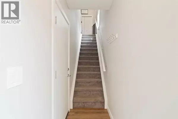 Calgary, AB T3M3A6,19640 40 Street SE