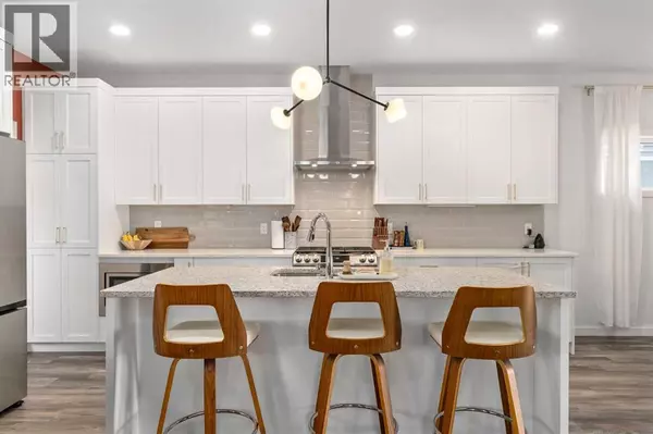 800 Reynolds Manor SW, Airdrie, AB T4B5G2