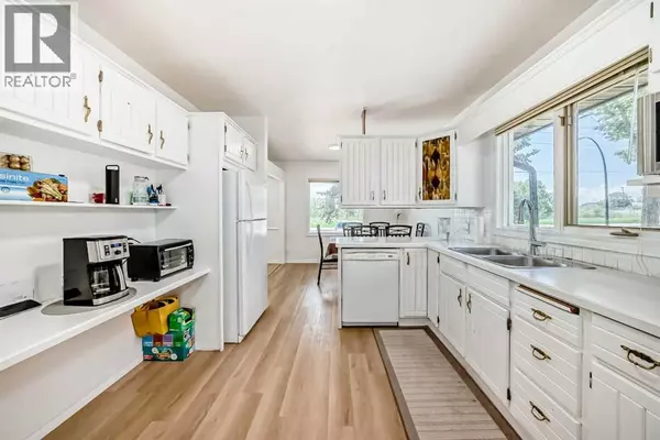 Calgary, AB T2T2V9,1616 50 Avenue SW